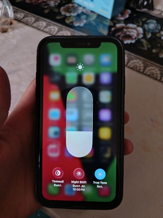 Iphone 11  juda arzon narxda