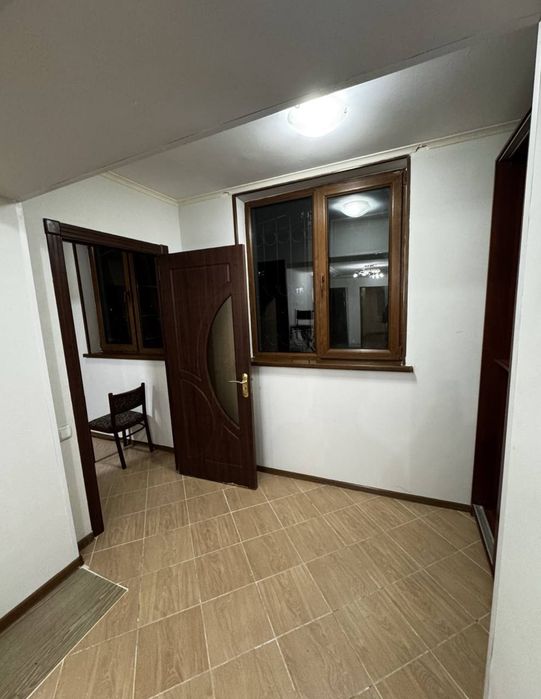 Квартира на Чиланзар -Парус 3/1/4 общ пл 65м  ,можно под тихий офис