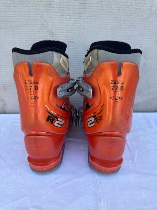 Clapari ski schi Dalbello D2 marime Eur:35 Mondo:22
