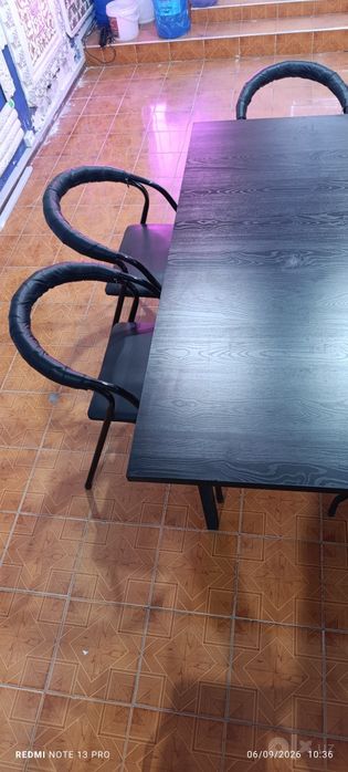 Loft stilldagi stol stulchalari bilan tezda sotiladi.