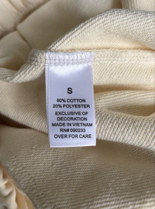 Essentials shorts два чифта