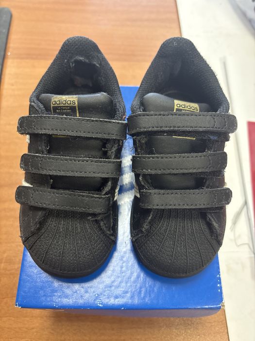 Детски маратонки Adidas Superstar 24н