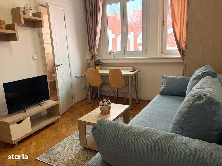 Ultracentral *Piata Romana *Garsoniera * Mobilata Si Utilata* Centrala