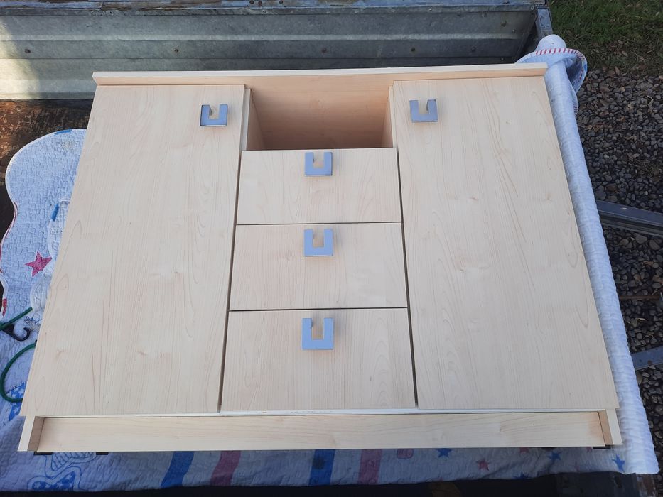 Comodă   ca   nouă