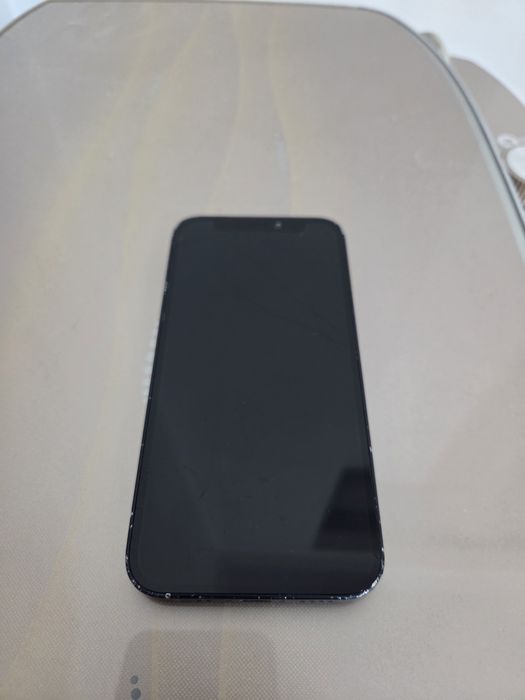 Телефон IPhone 12 mini