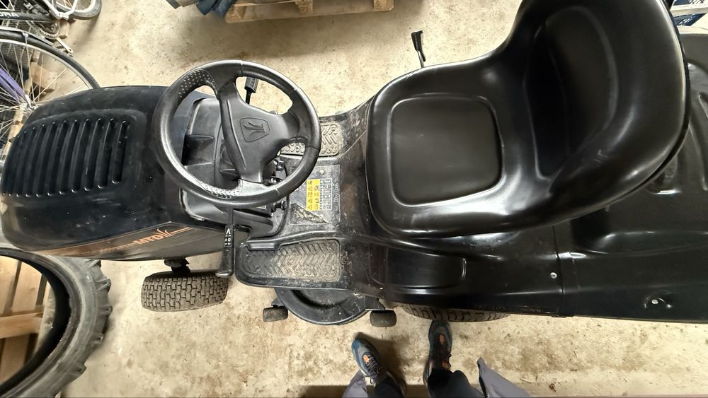 Тракторна косачка-MTD Black edition