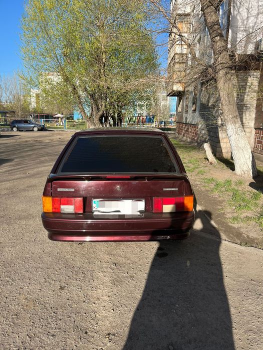 Продам машину Lada 2114