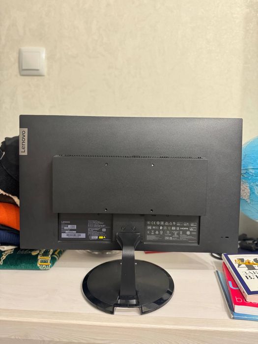 монитор lenovo.