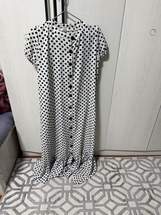 Платье горошка длинная