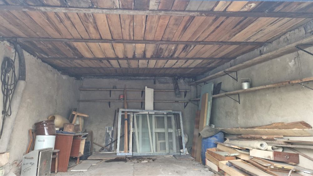 Продам гараж! Удобное расположение, все детали по телефону