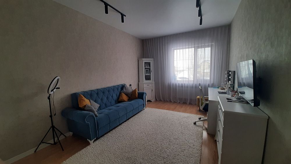 Продам коттедж 2 этажа в городе