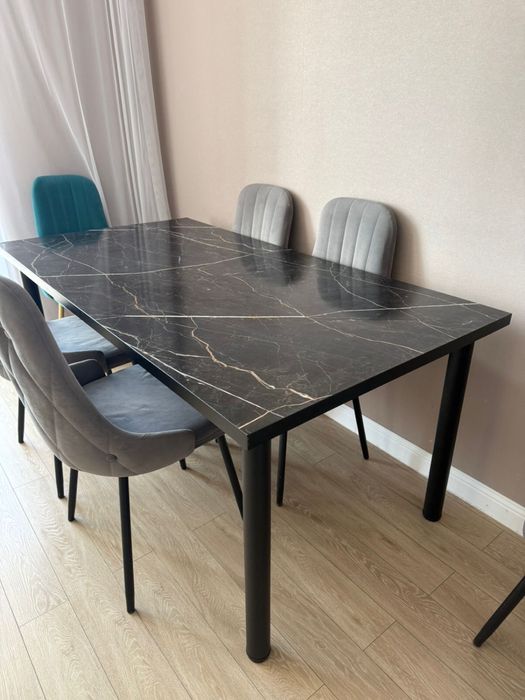 Кухонный стол, размер 170х90