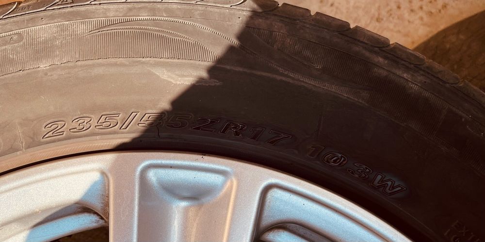 Алуминиеви джанти RC Design 17” в комплект с гуми 235/55R17 Nexen