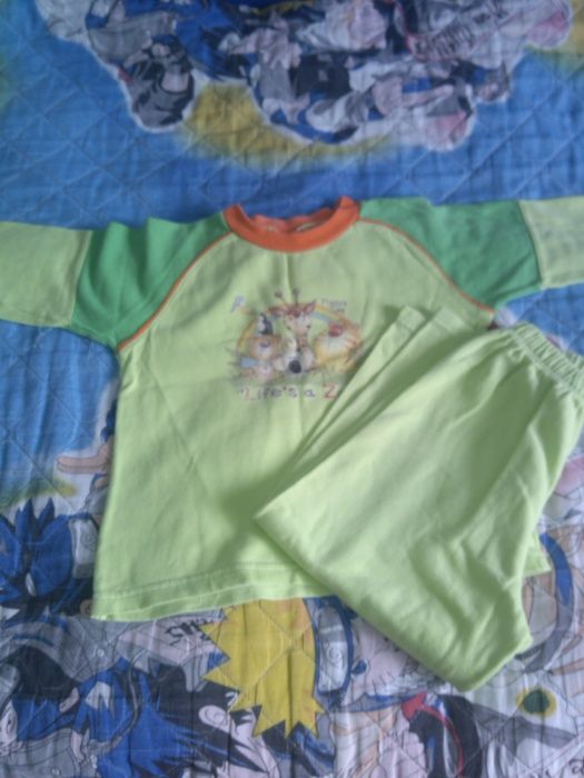 Три броя пижами  Бг