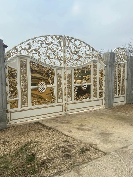 Porți din fier forjat