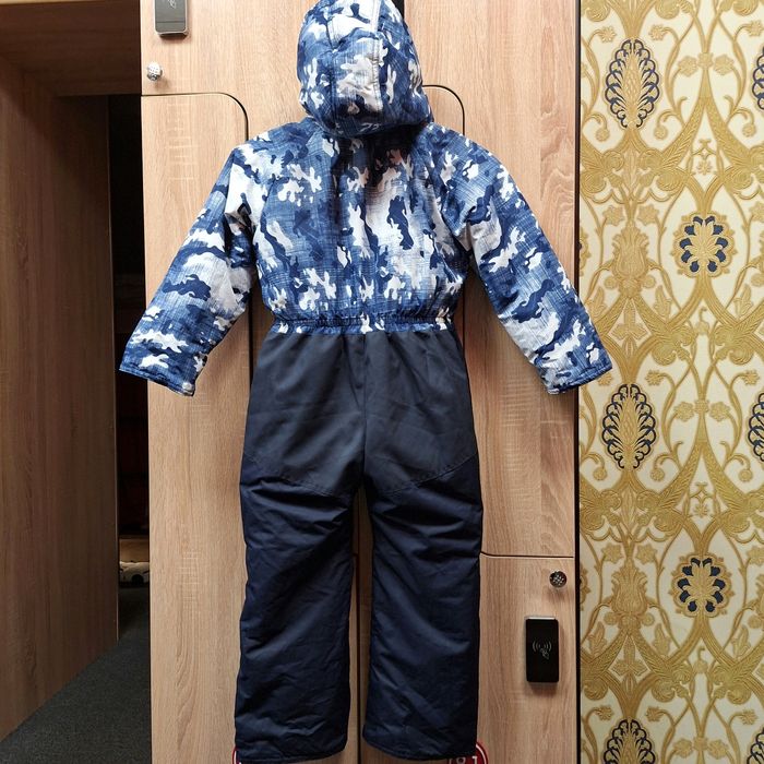 Горнолыжный комбинезон, цельный