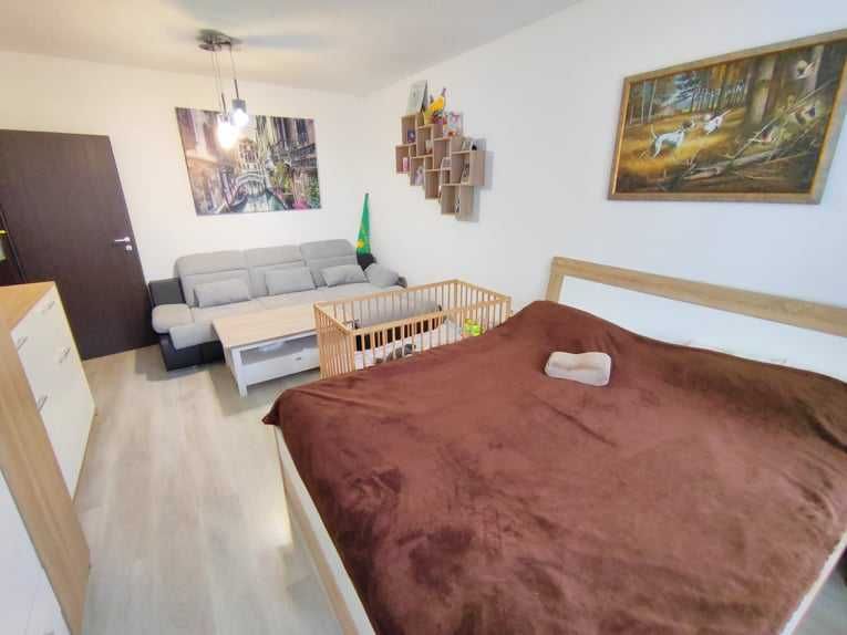 Дава се под наем Двустаен апартамент в Перник, Център - 65 кв.м за 359.04 € - Снимка #3