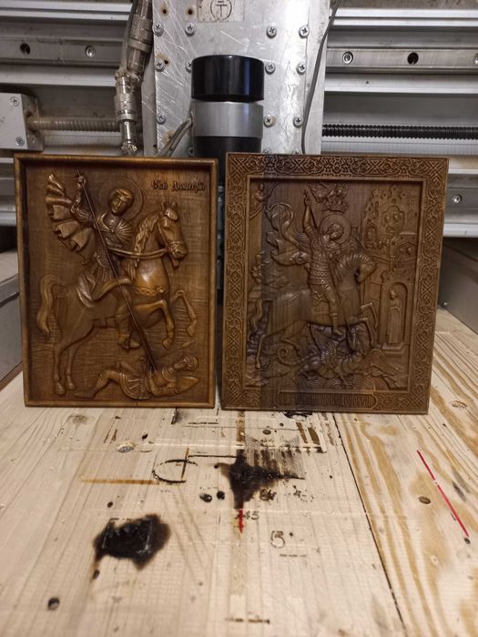 Икона "Свети Георги-победоносец".Машинна дърворезба.