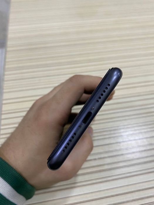 iPhone 11 ёмкост 79% айби ёк 64 талик