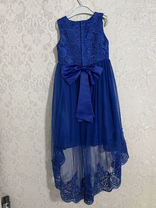 Платье нарядное на девочку