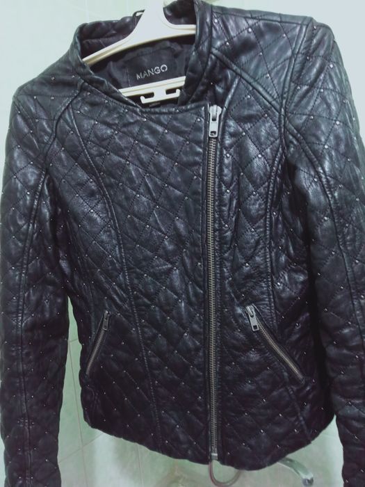 Продам женские куртки