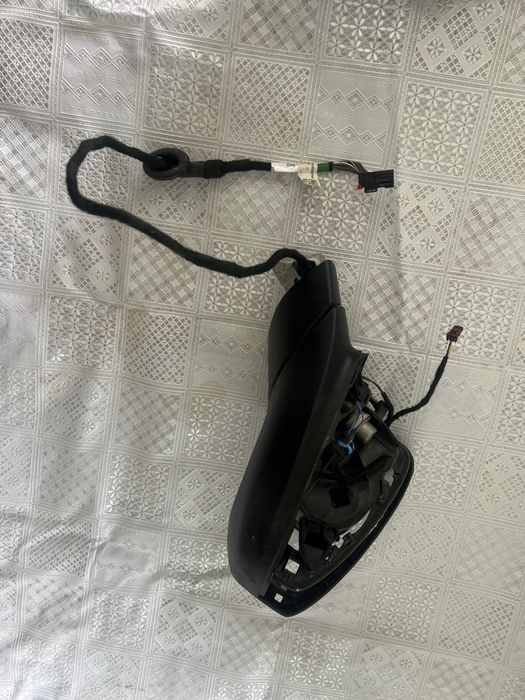 Oglinda stanga volkswagen passat B9