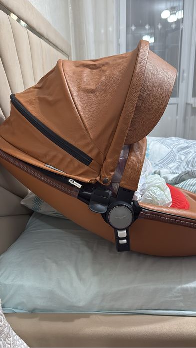 Коляска,Hot Mom