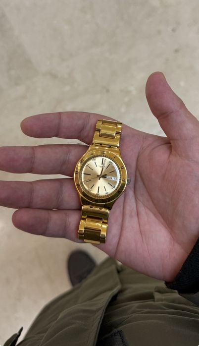 Женские наручные часы Swatch