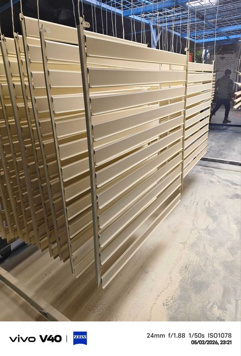 Порошковая окраска алюминия и металла — линия, печь, ровное покрытие