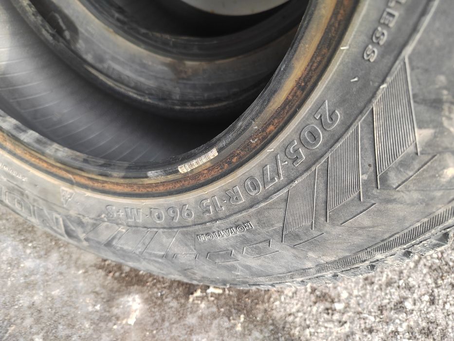 Продам пару зимней резины