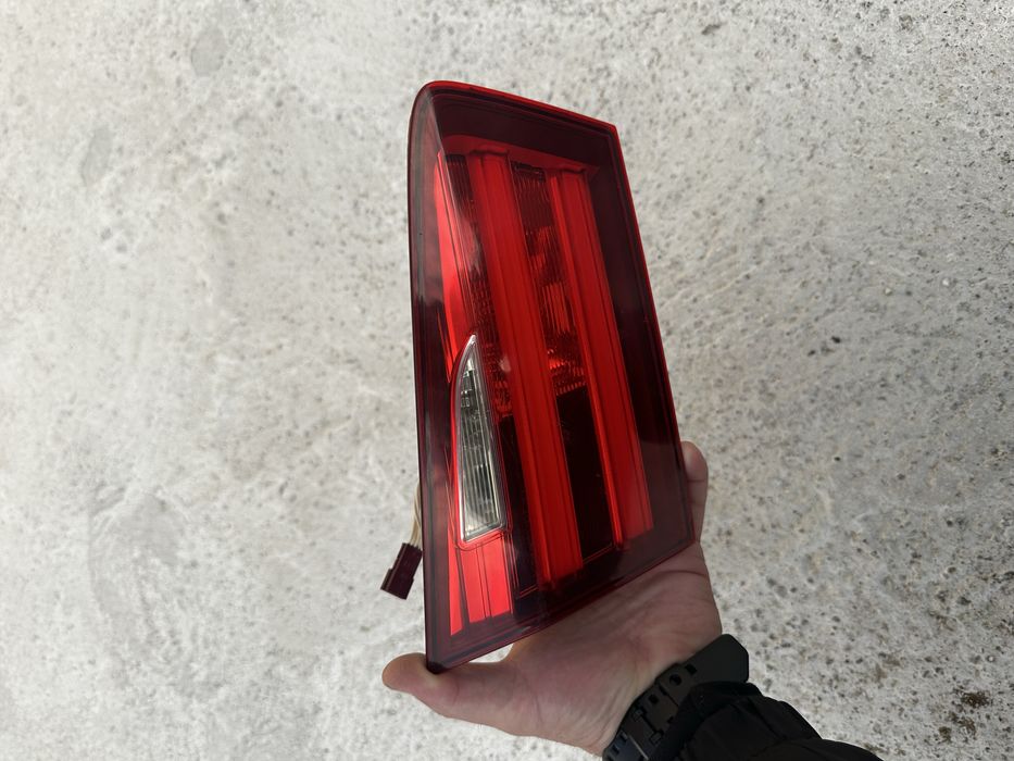 Bmw F11 ляв вътрешен стоп