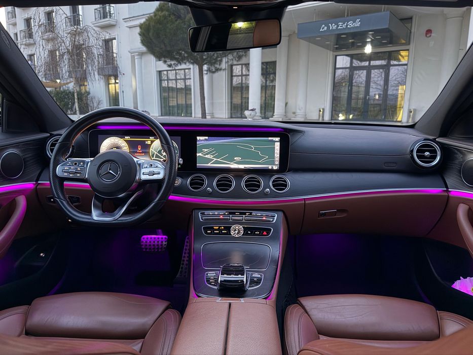 Mercedes-Benz E 220 d 9G-TRONIC AMG Line, Pano, 360 camera