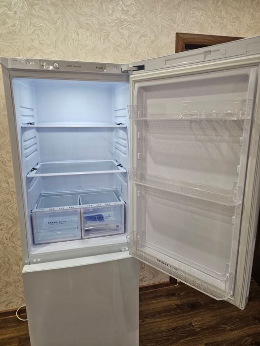 Холодильник  Бирюса