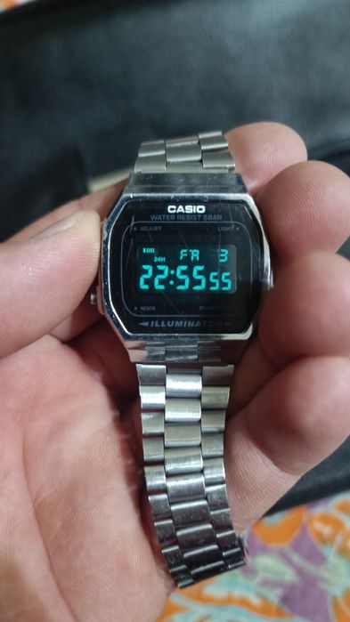 Casio G-Shock GM-2100 — отличное состояние, оригинал