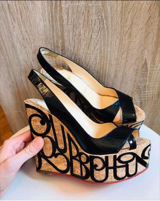 Christian Louboutin sandale cataclou