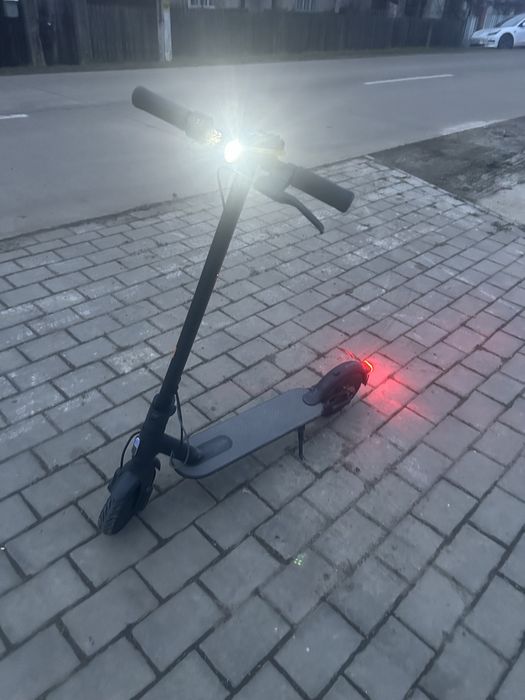 Trotineta electrică Xiaomi