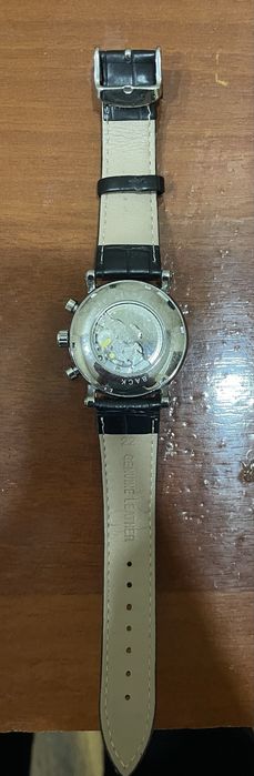 Mexanika soat sotiladi holati yangidek