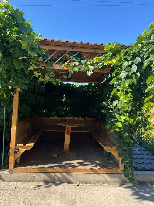 Продам дом,кирпичный,тёплый,