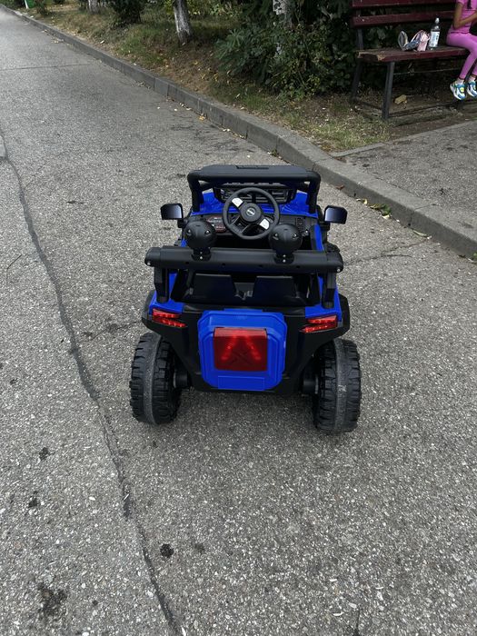 Atv electric cu telecomanda si pedala
