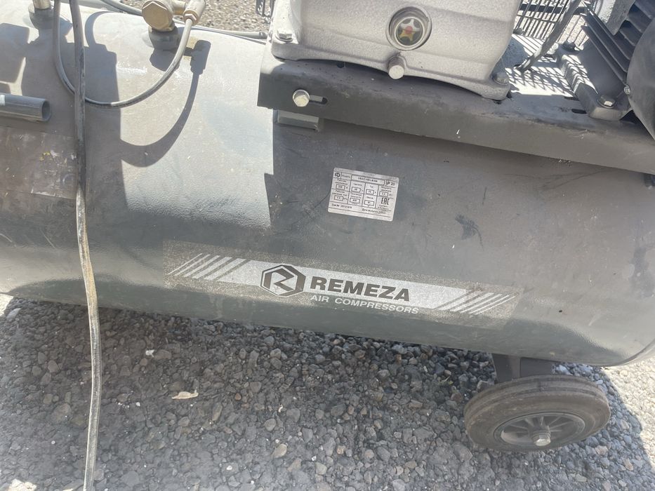Продам комрессор  REMEZA