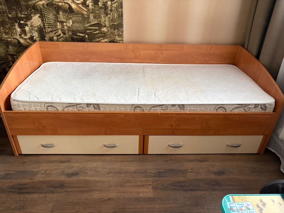 Продаю кровать, односпальную