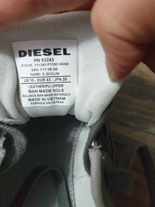 Adidasi barbaiti Diesel 43 marime