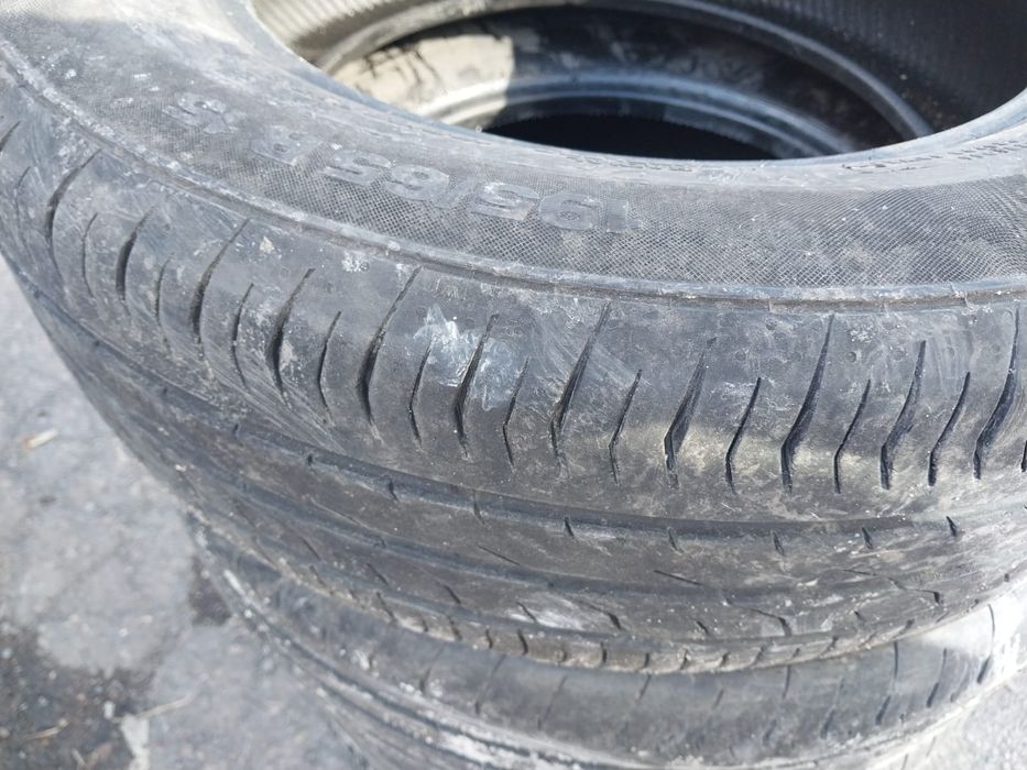 4 шины Continental 195 65 R15.