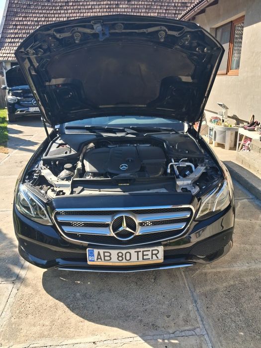 Vand mercedes eclass 14300 Euro  fiscal pe loc merita văzut mașina cu consum mic am schimbat motorul