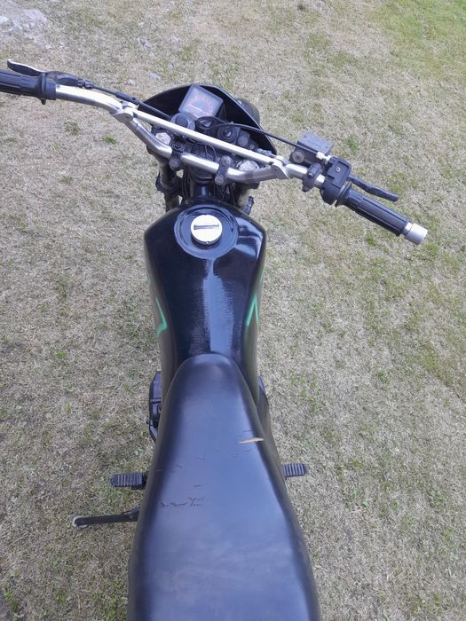 Vând Honda 200cc