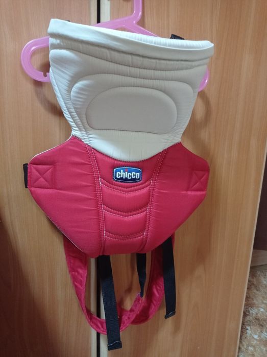 Marsupiu Chicco .Pret 150 Lei .