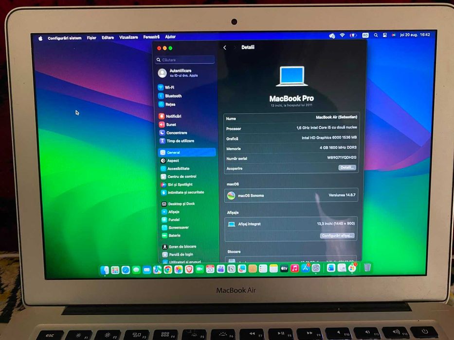 Macbook Air 2015 128 GB , 4GB RAM