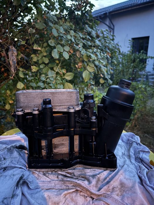Termoflot Carcasa filtru ulei + răcitoare ulei BMW 70379327