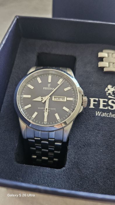 Festina Елегантно Спортен Модел Неразличим от Нов