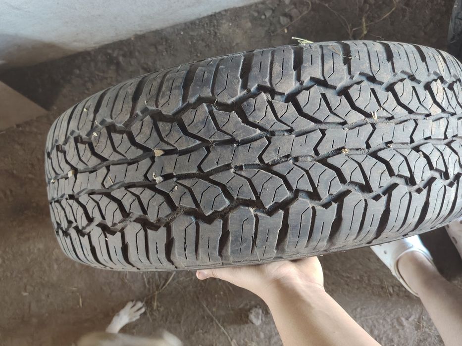 Продам резину A/T